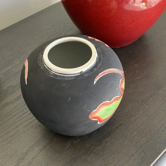 Ginger jar/ vase floral made in Japan pottery vintage
